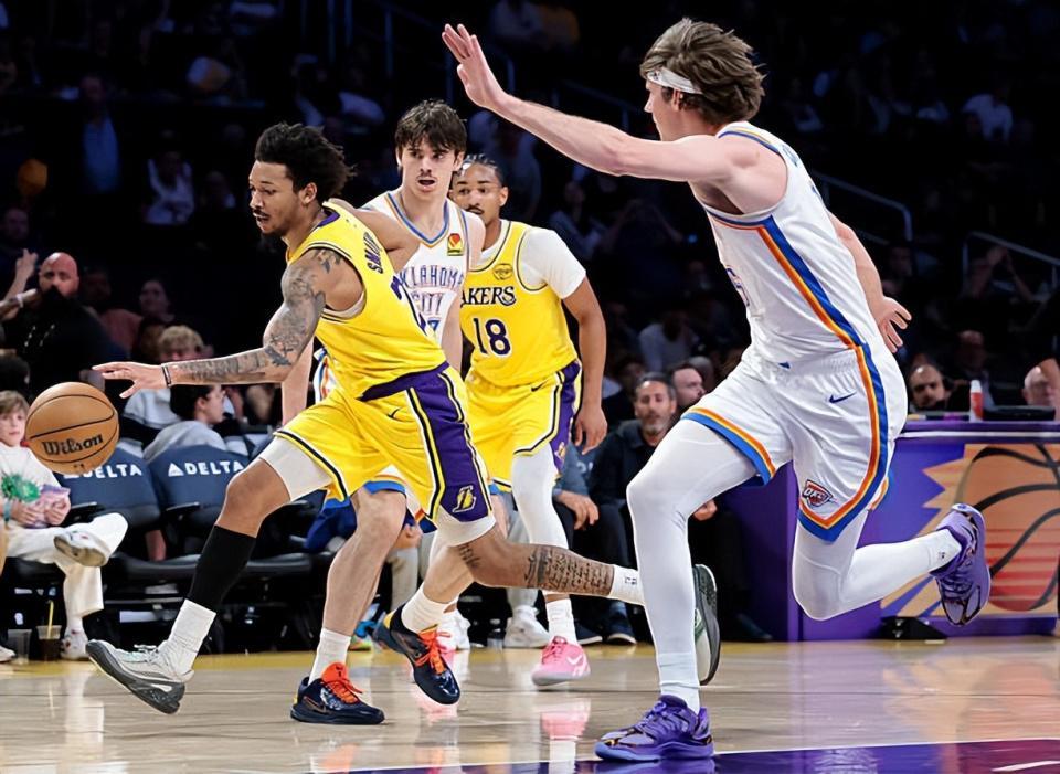 为数不多具备很强得分能力的球员了！湖人到底什么时候将他转正？